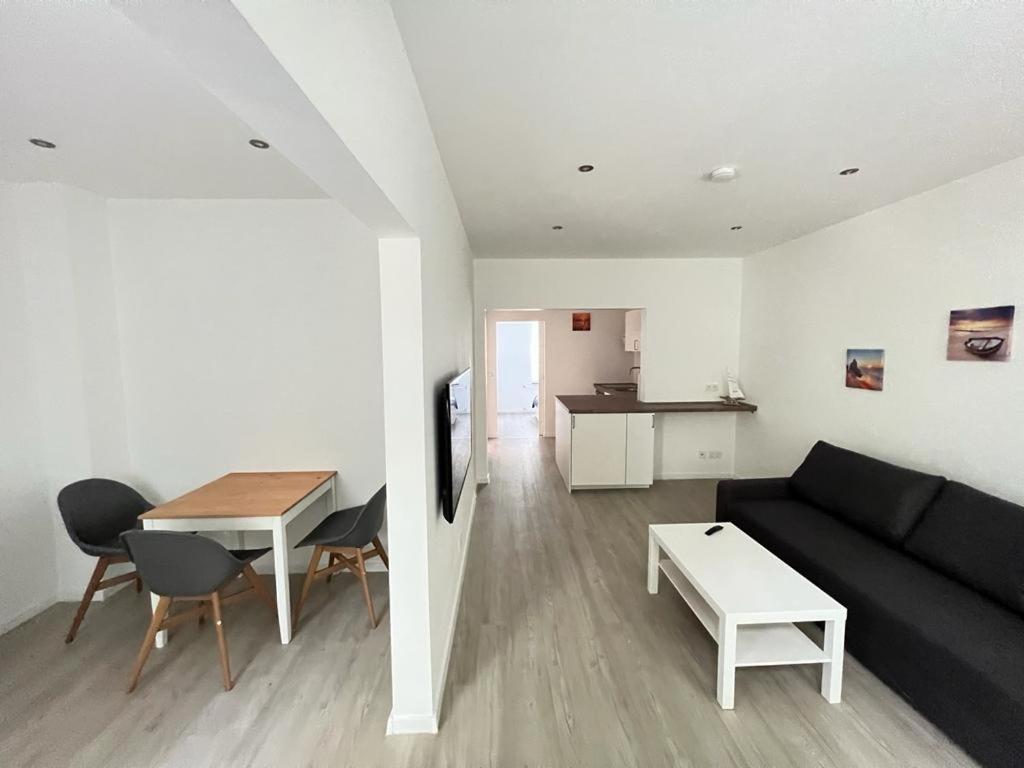 Zentrale Und Schoene Ferienwohnung II リューベック エクステリア 写真
